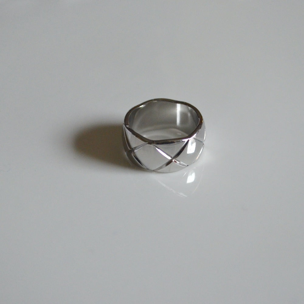 Hecate-B Silver Ring